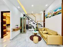 Hình ảnh Bán gấp nhà 34m2 đường lạc long quân quận tân bình giá sốc chỉ với 4.4