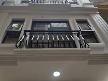 Hình ảnh Nhà đẹp phùng chí kiên 50m2, 9 tỷ, thang máy, 2 thoáng, gara ôtô,