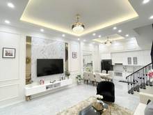 Hình ảnh Siêu Hot, Ô tô, Kinh Doanh, Phố Quỳnh Mai, Nhỉnh 6 Tỷ, 50M x 5T.