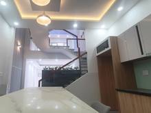 Hình ảnh Bán gấp nhà đg Cách Mạng Tháng Tám Q3 ,60m2, 1 tỷ 450, SHR