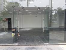 Hình ảnh Cho thuê nhà ngõ Nguyễn Khánh Toàn Dt 240m2 4 tầng. Giá 90tr/tháng