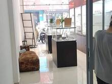 Hình ảnh Mặt tiền Cách Mạng Tháng 8, P.10, Q.3, Dt: 52m2, Ba tầng, giá 14 tỷ 2.