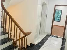 Hình ảnh Siêu phẩm trung tâm Long Biên, Thang máy nhập khẩu, Gara oto