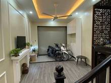Hình ảnh Cc bán nhà cổ linh-long biên 35m2 5 tầng, hàng xóm aeon chỉ có 3.85 tỷ