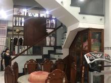 Hình ảnh Xe Hơi Ngủ Trong Nhà - Dân Trí Cao - Linh Đông - Thành Phố Thủ Đức