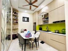 Hình ảnh Nhà 3,5 tỷ Ngọc Thụy 5 tầng, 45m2 cách ô tô 10m2 ngõ thông cần bán