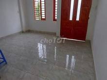 Hình ảnh Chạy thận bán nhà gấp đường Trần Hưng Đạo Q1 60m2/1 tỷ75 SHR