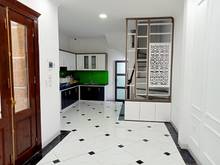Hình ảnh Bùi Xương Trạch, Thanh Xuân, 34m2 x 5T, MT 3m. Giá chỉ 3.9 tỷ.