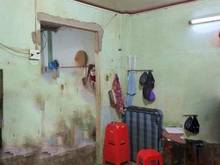 Hình ảnh Bán nhà đường BÀ Hom Q.6 nhà nát mua về sơn sửa ở ngay