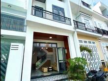 Hình ảnh Nhà Hoàng Văn Thụ, P8, Phú Nhuận DT : 44m2 1Tỷ570 Hẻm xe hơi