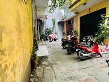 Hình ảnh Bán gấp nhà phố Ngọc Khánh, ngõ thông rộng dt 30m 3 tầng giá chỉ 2,93