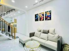Hình ảnh Nhà phố xây kiên cố - Gần chợ Vườn Chuối - Khu vực trung tâm thành phố