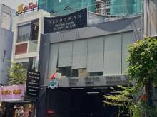 Hình ảnh Gấp! Bán nhà mặt tiền ngay Trần Hưng Đạo, P.CG, Q1 (10x30) HĐT 7000$