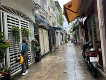 Hình ảnh Nhà nát hẻm 3 mét Nguyễn Tri Phương, Q10. 5,5mx15m 78m2 Đất. T+L