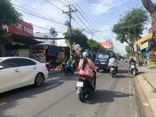 Hình ảnh Chủ nhà cần bán gấp nhà MT Nguyễn Văn Quá. DT: 156m2 vị trí đẹp KD
