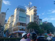 Hình ảnh Cho thuê nhà mặt phố Nguyễn Văn Cừ 110m2,5 tầng, mt 6m vị trí đắc địa