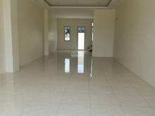 Hình ảnh Nhà nguyên căn trống suốt MT Hoàng Văn Thụ 1 trệt, 4 lầu