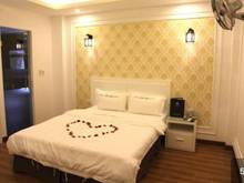 Hình ảnh Bán tòa văn phòng mặt tiền, 4 mặt thoáng, Lý Nam Đế, 10 tầng, 300m2
