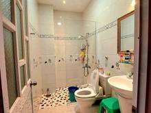 Hình ảnh Gấp bán căn HXH Đoàn Văn Bơ Quận 1 đúc BTCT 51.4m2 2 tỷ 450 TL