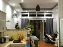 Hình ảnh Bán nhà mặt tiền đường Quận 10 - Sổ hồng riêng chính chủ - Nhà xây kiê