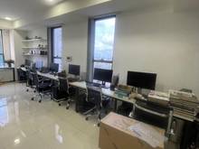 Hình ảnh Cho thuê OT 1pn 50m2 The Tresor Quận 4 nội thất văn phòng giá 17 triệu