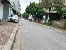 Hình ảnh Gia đình cần bán gấp mảnh đất siêu đẹp 50m2, MT 5m  Nguyễn Văn Hưởng