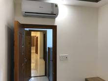 Hình ảnh Bán nhà hẻm đẹp 150-Nguyễn Trãi Q.1, 5mX20m, 4 tầng, TN 80tr/th