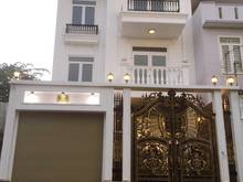 Hình ảnh Biệt thự Phong Phú, B.C giáp Q8, 136m2, 3 tầng, ngang 7m, giá 12.9 tỷ.