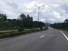 Hình ảnh Làm lụng cả đời không bằng tiền lời lô đất.
