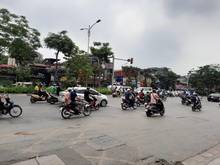 Hình ảnh Bán nhà mặt phố Đại Cồ Việt, vỉa hè rộng, 65m2, 26 tỷ