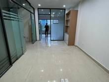 Hình ảnh Cho thuê nhà Thái Hà Dt 70m2 7 tầng có thang máy. Giá 55tr