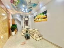 Hình ảnh HIẾM 3 tỷ có NHÀ ĐẸP 32M2*5 TẦNG LÔ GÓC phố Lĩnh Nam, Hoàng Mai
