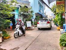 Hình ảnh Bán Gấp Nhà Tỉnh lộ 10, 130m2(5x23), Nở Hậu 6m, Hẻm Xe Tải,Sát Mặt Tiề