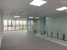 Hình ảnh Cho thuê tòa nhà mới xây mặt kính, Lô Góc 70m2 x 6T làm phòng khám,