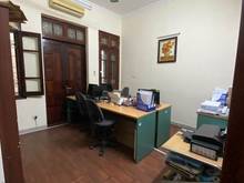 Hình ảnh Cho thuê mặt phố Bưởi 5T x 40m2 làm showroom, văn phòng
