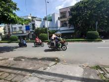 Hình ảnh Nhà mặt tiền rộng rãi nở hậu - Không lộ giới - Không QH - Chỉ 8 Tỷ.