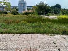 Hình ảnh Em chính chủ cần bán lô đất full thổ, view hồ sen, đường nhựa 14M