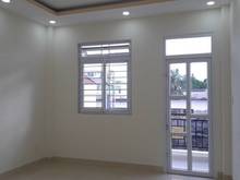 Hình ảnh Nhà bán  Lạc Long Quân P8 Tân Bình, hẻm thông,56 m2, 2PN, giá 5,8 tỷ