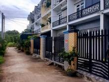 Hình ảnh Nhà Bình Chánh giá rẻ. Đoàn Nguyễn Tuấn vào 500m, dt 4x10, 640 tr. SHR