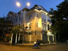 Hình ảnh Cho thuê nhà Góc 2 MT Đường nguyễn hữu cảnh , p22 , Bình Thạnh .