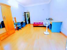 Hình ảnh Bán nhà 4 Tầng phố Đốc Ngữ 40m Mt 4.5m vài bước ra phố, ô tô đỗ cửa