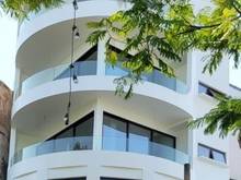 Hình ảnh Nhà mặt phố Nguyễn ĐìnhThi view Hồ Tây, Dt 50m x5t, lô góc, 60tr
