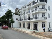 Hình ảnh Bán nhà phố cao cấp ngay mặt tiền Chợ Bà Hom đúc 4 tấm DT:4X23M