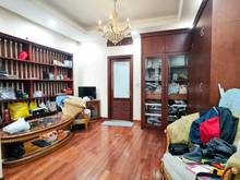 Hình ảnh Bán nhà phân lô 5 tầng ngõ 195 phố Đội Cấn 101m, Mt 7.5m Thang máy