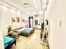 Hình ảnh Chdv 1pn có ban công và cửa sổ lớn