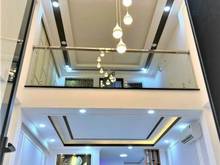 Hình ảnh Bán nhà mặt tiền 40m2 đường Minh Phụng - Quận 11