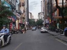 Hình ảnh MBKD phố Cát Linh Đống Đa - 75x2T mt 7m - thông sàn - vỉa hè rộng.