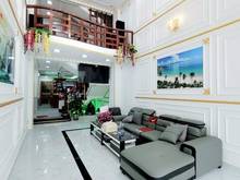Hình ảnh Nhà đẹp trung tâm ngã tư Sở, giá 5,3 tỷ,2 mặt thoáng, oto nhỏ đỗ cửa