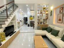 Hình ảnh Bán nhà 4 tầng cạnh Vincom Thủ Đức đường Võ Văn ngân 70m2 4PN chỉ 6 tỷ