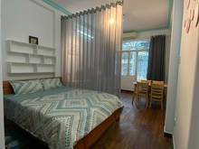 Hình ảnh ☔️ 2 3 con Gà , Căn Này Xịn Xò Quá Nà - Nguyễn Hữu Cảnh - Bình Thạnh
